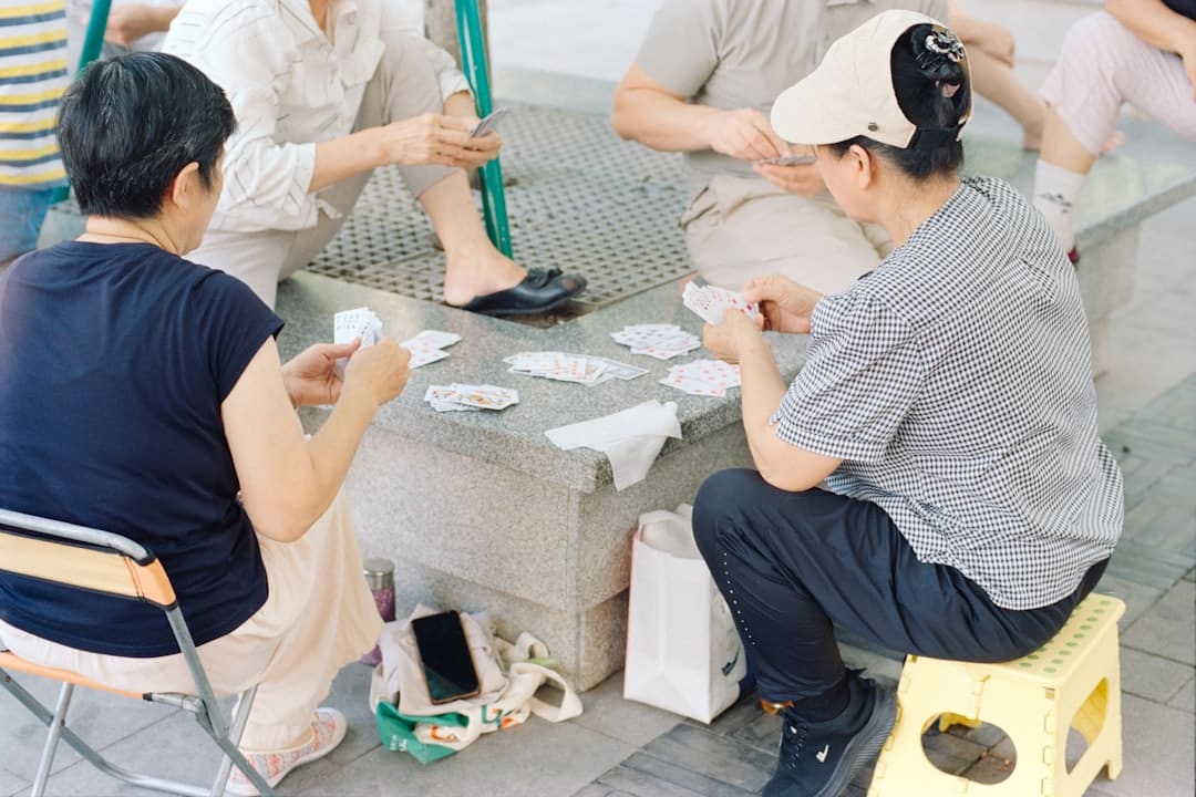 《与晋长安》三个身份是什么?